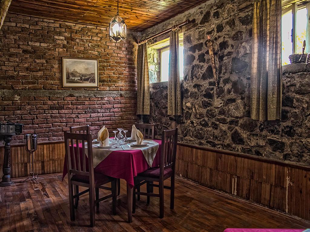 Hotel Kriva 3*
